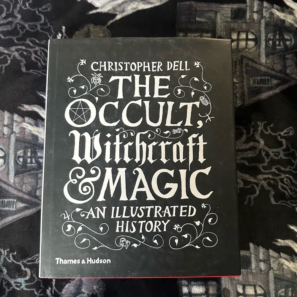 The Occult, Witchcraft & Magic Book